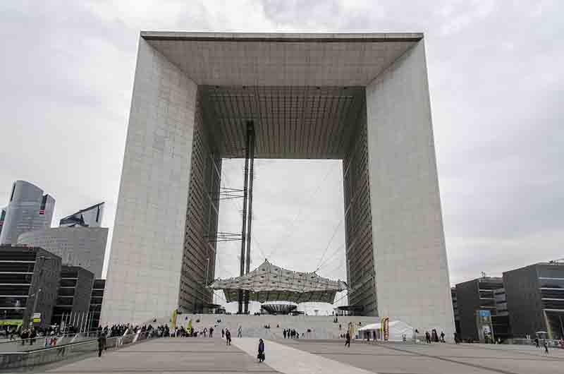 162 - Francia - Paris - La Defense.jpg